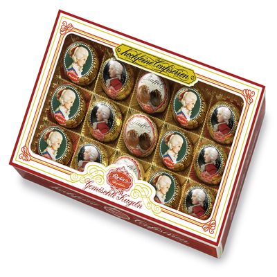 Reber Assorted Chocolate Balls, 15-Piece Pack, 300 g