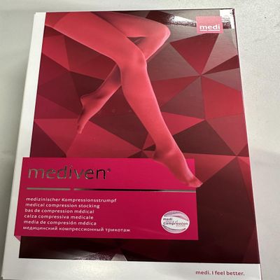 medi mediven elegance KKL 1 AD Short Knee-High Stocking, Basic Top Band, Small, Magenta, Open Toe, Size VII
