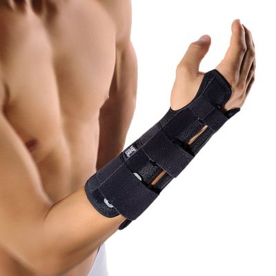 BORT StabiloPro Wrist Support, Right, Medium, 1 Count