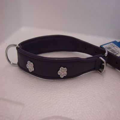 Trixie Active Soft Collar with Rhinestones, M: 36-43 cm/18 mm, Purple