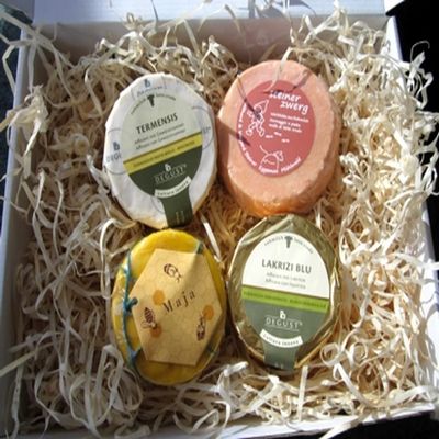 DeGust Affineur Cheese Assortment, Approx. 1 kg
