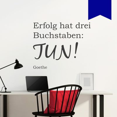 WANDKINGS Wall Decal – “Success Has Three Letters: DO!” (Goethe) – 50 x 40 cm – Traffic Blue