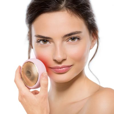 FOREO UFO LED Face Mask with Red Light Therapy