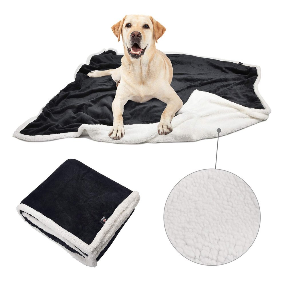 Pawsee Black Fleece Pet Blanket, Fluffy Washable Sherpa Plush