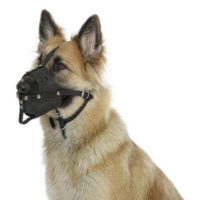 Kerbl Pet Leather Muzzle XL, Black, Circumference 36 cm, Basket Depth 9.5 cm