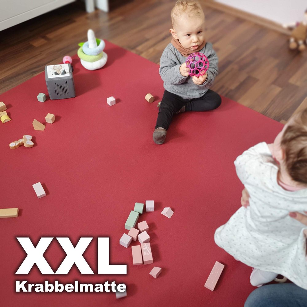 Wunschkind XXL Crawling Mat, 240 x 300 cm, Red | Made in Germany | Non-Slip | OEKO-TEX Standard 100