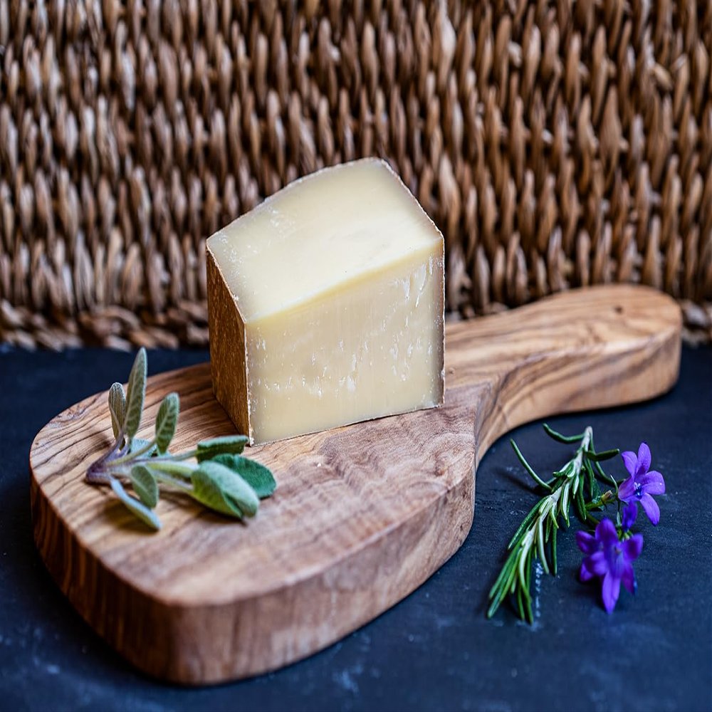 JOCHEN SCHWEIZER Gift Voucher: Online Cheese and Wine Tasting for 2
