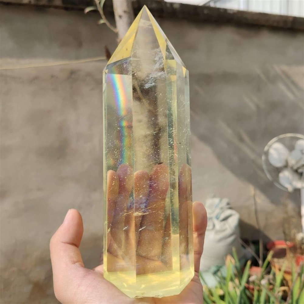 TYUTYU 1000 g 1-Piece Yellow Melting Stone Quartz Obelisk Crystal Wand Point Reiki