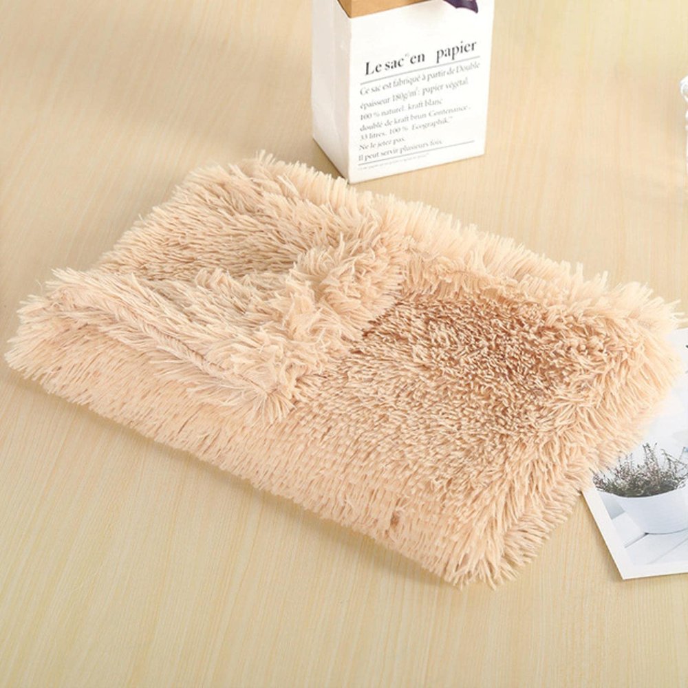 Good Luck Fluffy Plush Pet Blanket, Extra-Soft Warm Mat