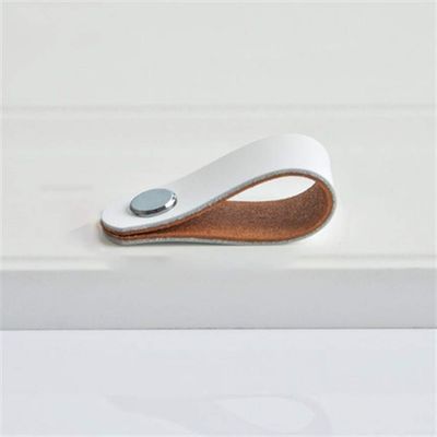 Temhyu Shuxiang White Leather and Brass Cabinet Pull