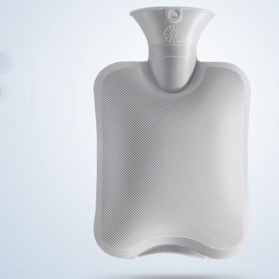 BcofoA 2L Hot Water Bottle for Children with Cover, Comfortable and Safe, Long-Lasting Heat Retention, Gift for Women and Men (Color: 1000ML-4)
