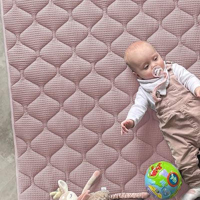 Sanosoft Crawling Blanket – Non-Slip & Water-Resistant – Made in Germany, Pink, 130 x 150 cm