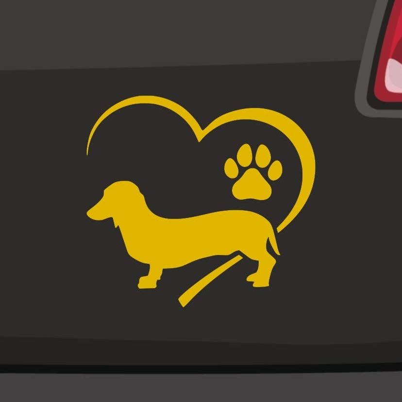 Short-Haired Dachshund Heart Sticker – 6 Sizes, 21 Colors