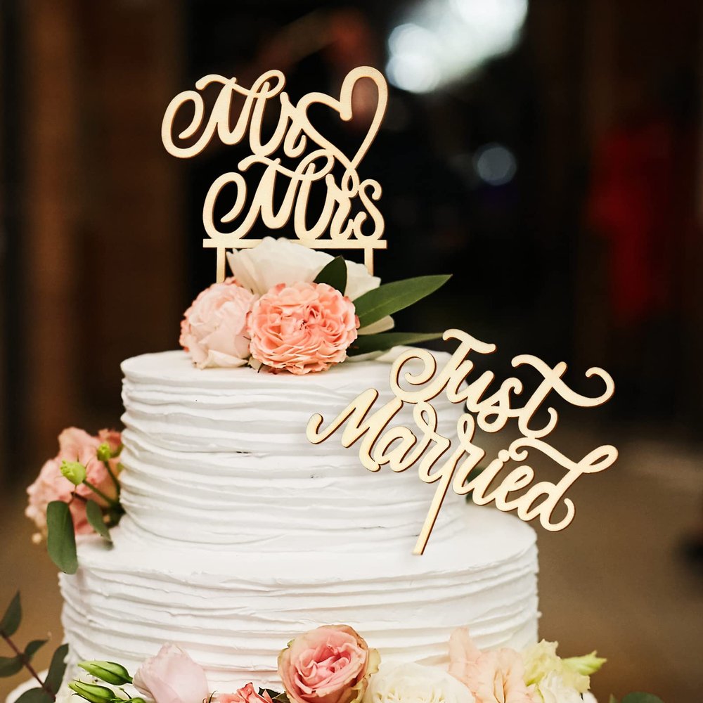 Queekay 2-Piece Wooden Cake Topper Set, Mr & Mrs and Just Married