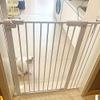 MERTNK Pet Playpen and Safety Gate with Automatic Closing, Pressure-Mounted Stair Gate, 100–110 cm view 2