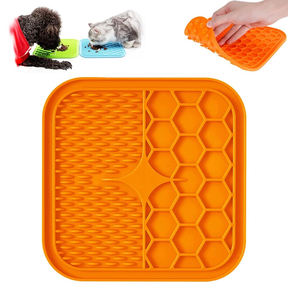 Kwispel Dog Lick Mat with Suction Cups