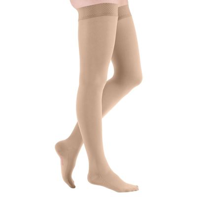 mediven comfort CCL 2 Short Thigh-High Stockings (62–71 cm)