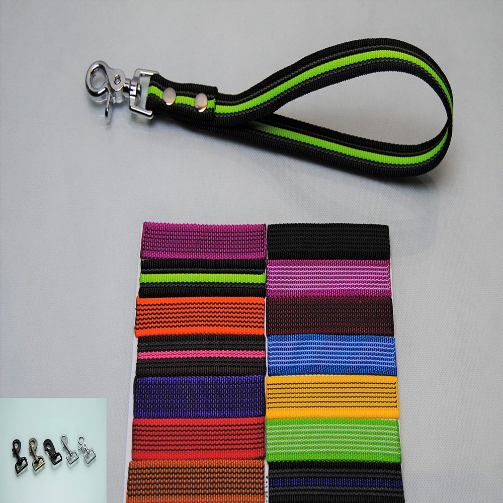 Short Leash Rubberized 20mm x 35cm with Loop (Yellow, Carabiner: Snap Hook Silver)
