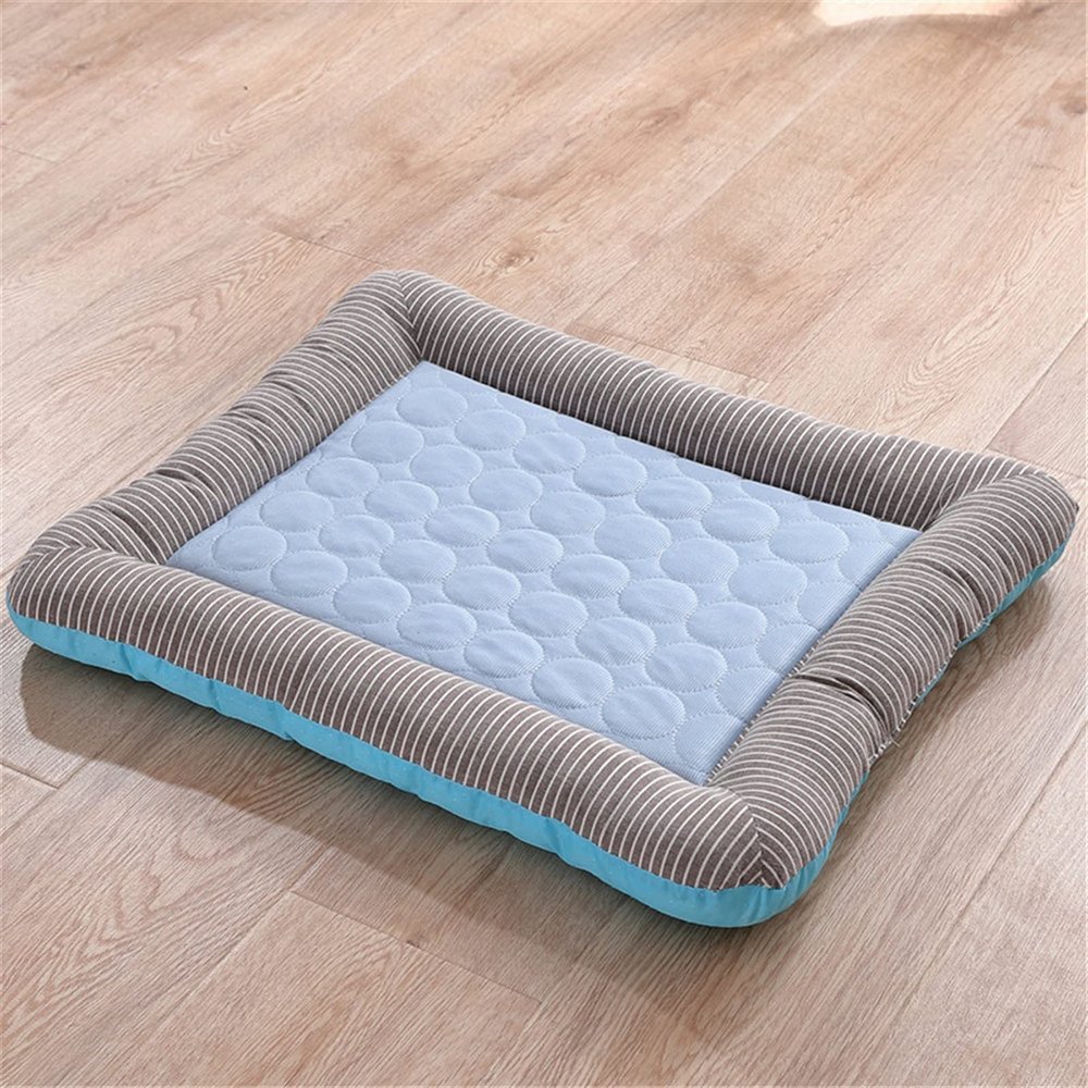 Disposable Dog Training Pads, Reusable Cooling Pet Bed Mat for Large Dogs and Puppies