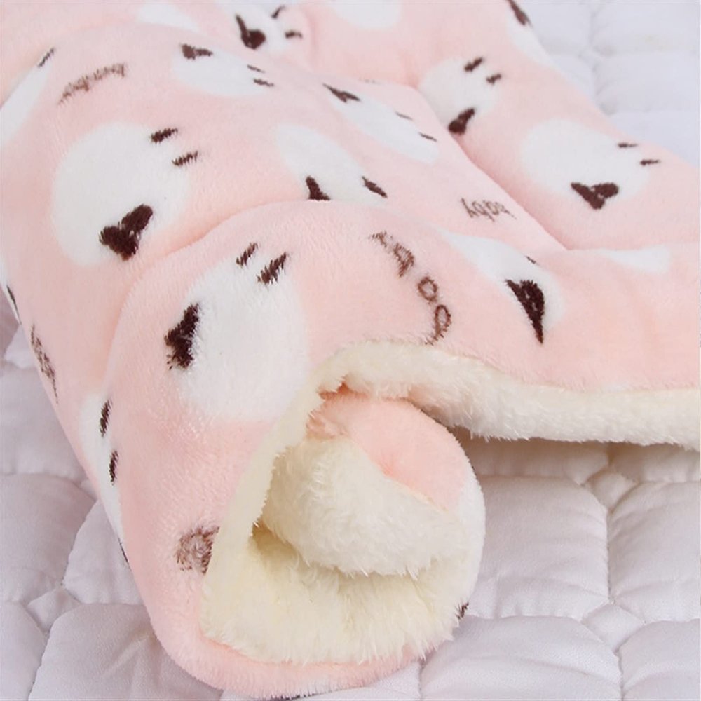 Disposable Training Pads for Dogs and Cats, Soft Coral Winter-Weightened Reusable Pads