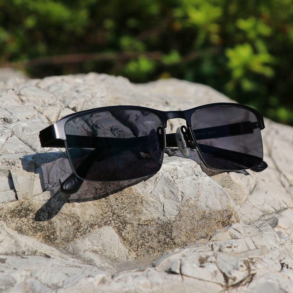 EDGUN Photochromic Reading Glasses with Spring Hinges, Black 1, +2.00