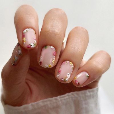 Floral Press-On Artificial Nails, 24-Piece Set