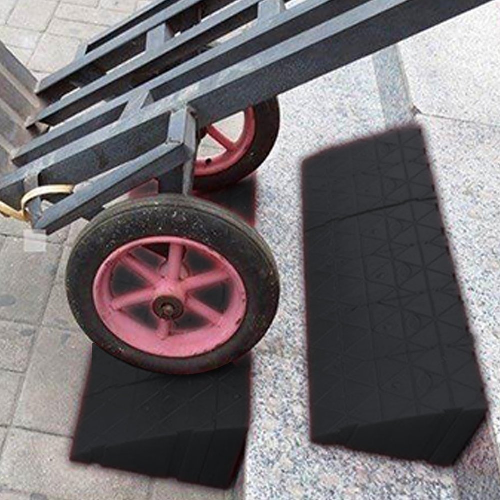 MINUSE Portable Plastic Curb Ramp, Connectable Red Triangle Ramp, 12 x 14 x 20 cm