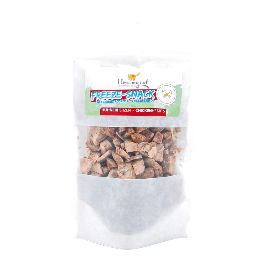 I Love My Cat Premium Freeze-Dried Cat Treats with Chicken Hearts, Highly Digestible, Low-Carb, No Artificial Additives - 25 g
