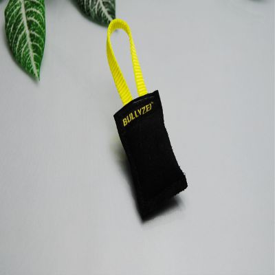 BULLYZEI Beiwurst Mini Leather with Squeaker, 1 Loop, 8 x 4 cm