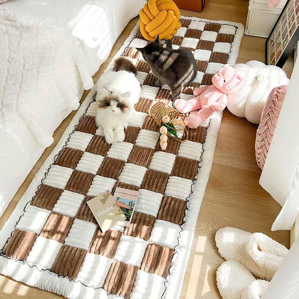 Cream-Colored Large Plaid Pet Mat and Couch Cover