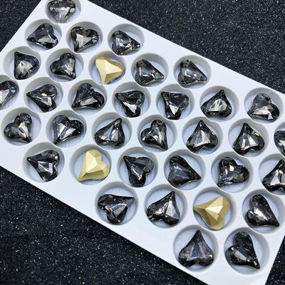 ELEGAM Large Twisted Heart Rhinestones for Nail Art, Pointed Base, 100 Pieces, 12 x 13 mm