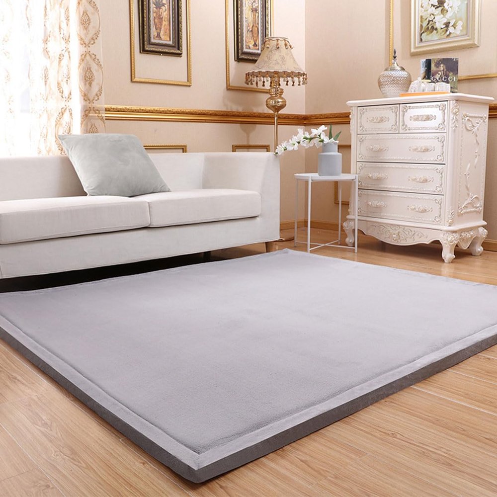 Single Tree Forest Solid-Color Rug for Kids’ Rooms, Silver Gray, 59 x 71 in