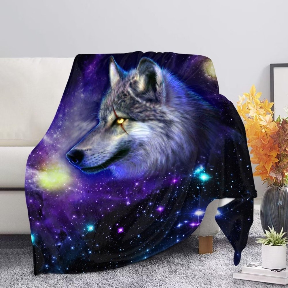 UOIMAG Galaxy Wolf Blanket, Lightweight Soft Warm Bed Throw, Gray, M