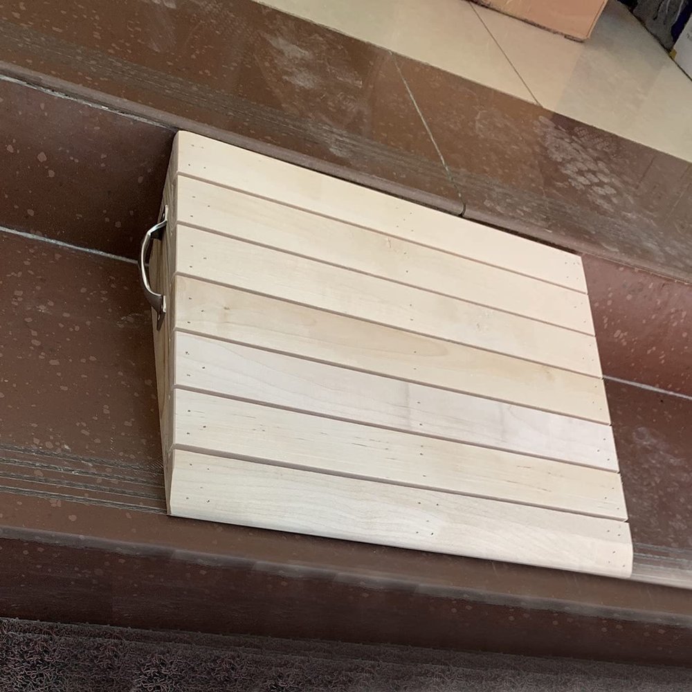 Wooden Threshold Wheelchair Ramp with Handle, Non-Slip Curb Ramp