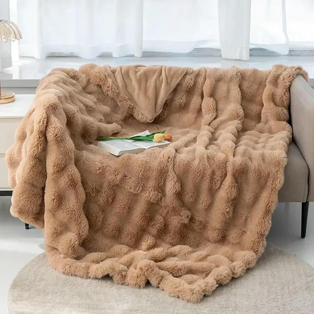 MAIYO Winter Faux Fur Blanket, Soft Sofa Throw