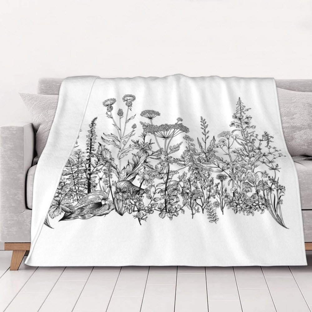 ASEELO 203 x 152 cm Thickened Flannel Blanket with Black and White Flowers