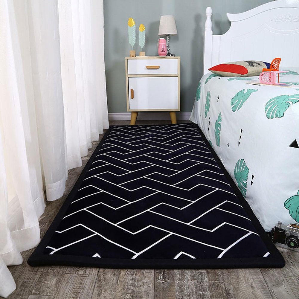 Single Tree Forest 2.5 cm Thick Rug for Kids' Room, Black Geometry, 120 x 200 cm