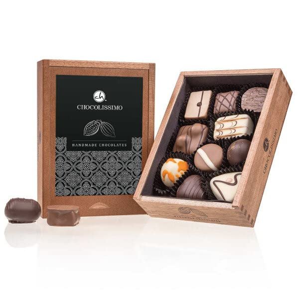 NEW Elegance – Black – Ten Handmade Pralines in a Wooden Box