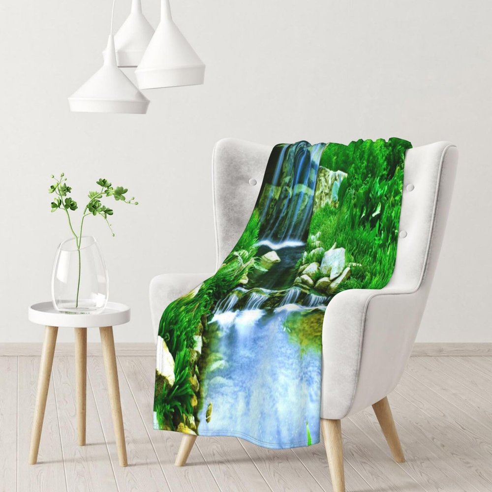 ASEELO 102 x 76 cm Waterfall Flowing Fleece Blanket for Bed, Couch, and Travel