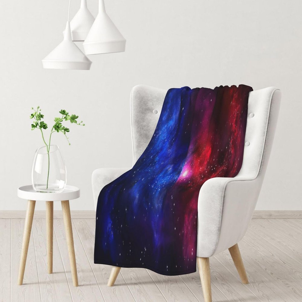 ASEELO 102 x 76 cm Red Blue Galaxy Fleece Blanket, Sofa Throw for Bed, Couch and Travel