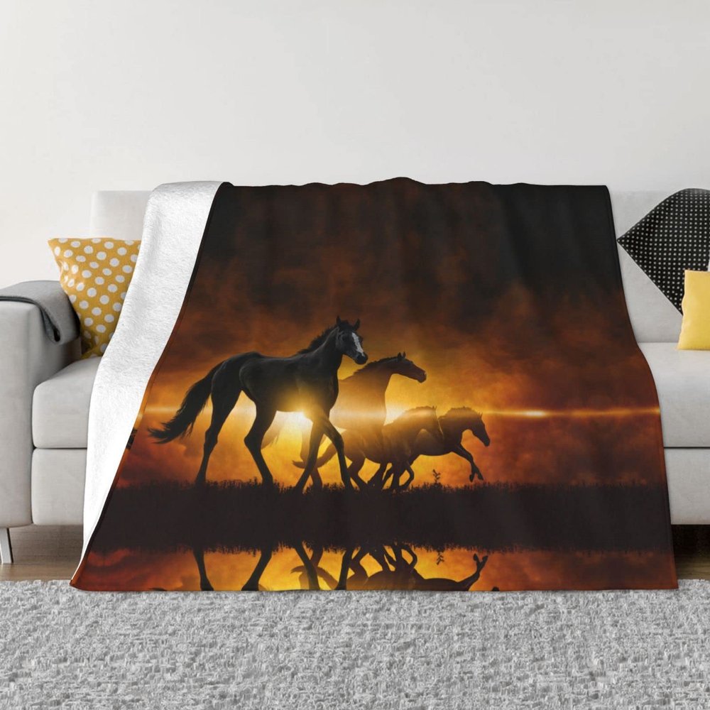 ObabO Running Black Horses Multi-Size Ultra-Soft Flannel Blanket, Lightweight and Warm