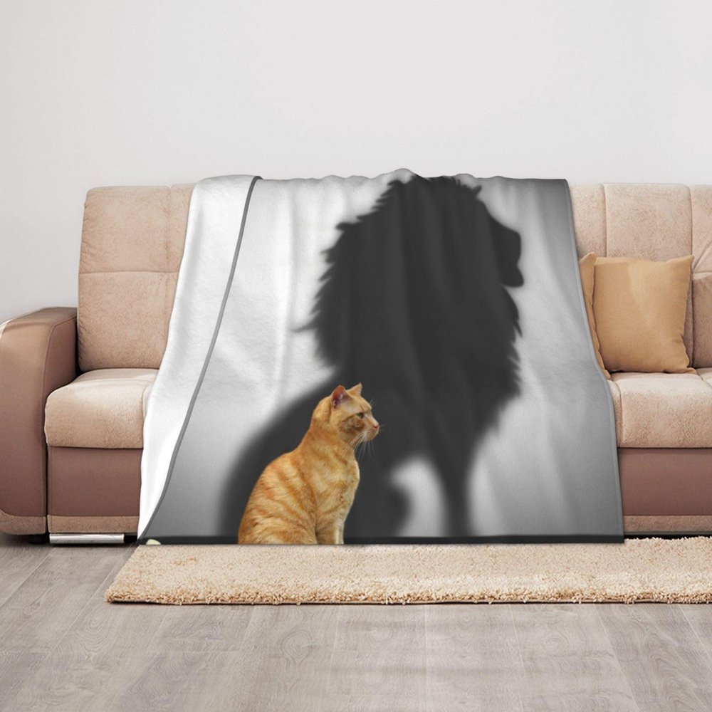 LAMAME Cat with Lion Shadow Print Soft Double-Sided Flannel Throw Blanket