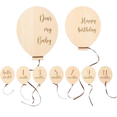 AMOYER 9-Piece Wooden Baby Monthly Milestone Cards