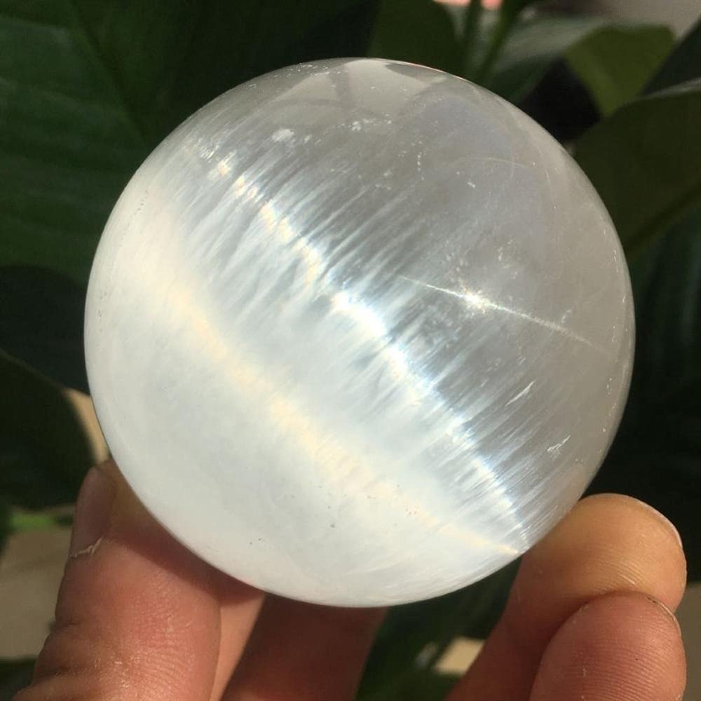 IXITAB Selenite Sphere, Full Moon Goddess Psychic White Gypsum Crystal Ball, 60–65 mm, Gift