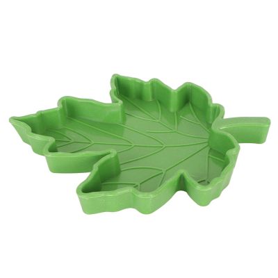 Maple Leaf Shaped Reptile Water Dispenser