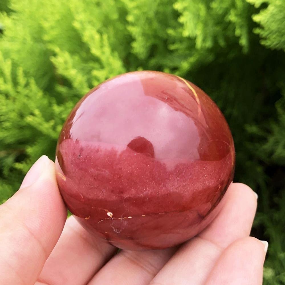 ANEIDA 1-Piece Natural Red Mookaite Crystal Stone Ball for Decoration