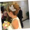 Housoutil Leaf Hair Comb for Brides and Weddings view 3