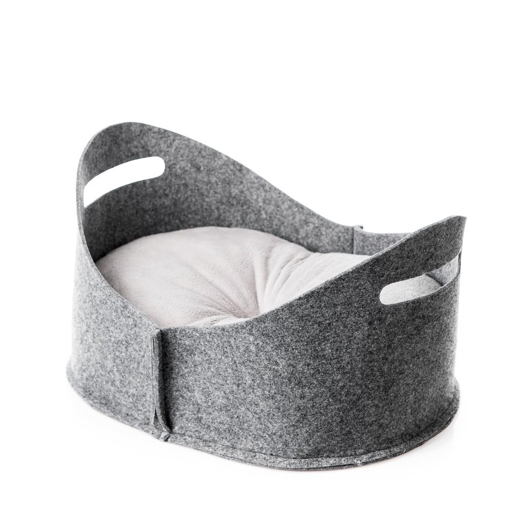 Lebon Oval Felt Bed with Cushion, Gray, 57 x 42 x 32 cm