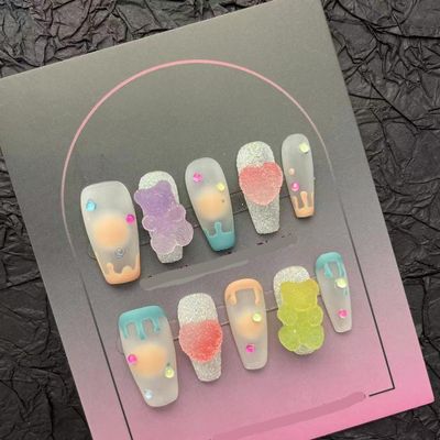 Handmade Artificial Nail Appliqué, Removable and Reusable Sugar Bear, Size M