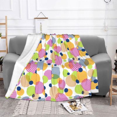 JIUJIUJIU Lightweight Flannel Blanket with Geometric Pattern